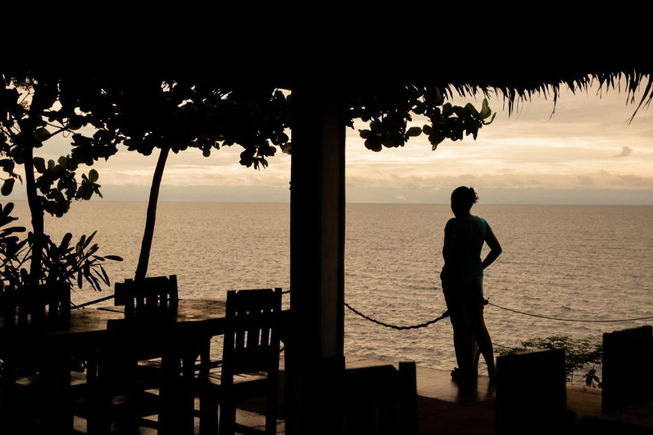 Almira Diving Resort- Panglao Bagian luar foto